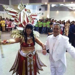 Meet your Posher, Desiree'